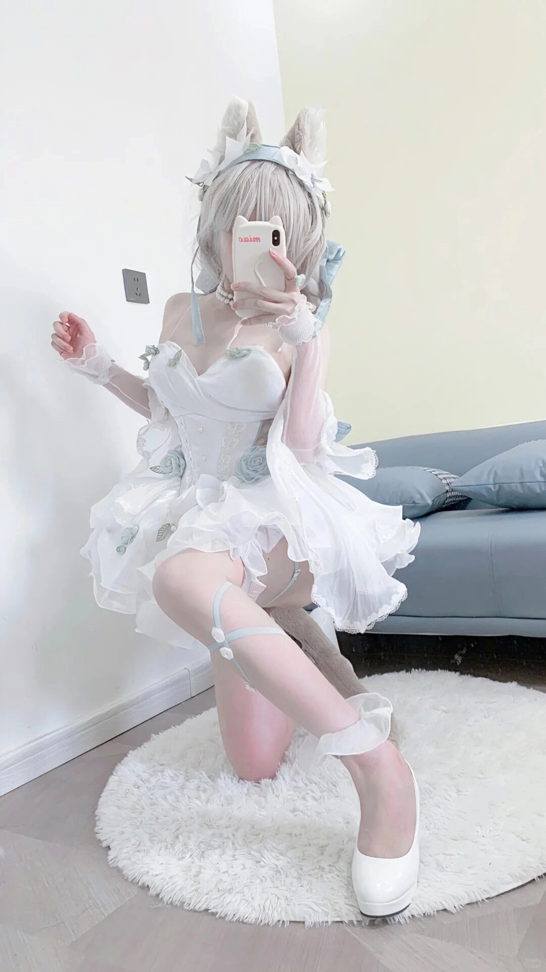 Cosplay nàng tiên với bộ váy mộng mơ, từng chi tiết đều hoàn mỹ đến mê đắm