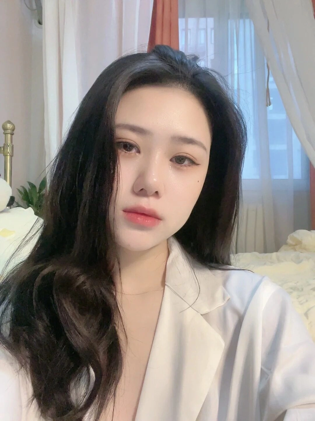 Hóa ra, đau lòng nhất là nhìn người mình yêu dần rời xa!