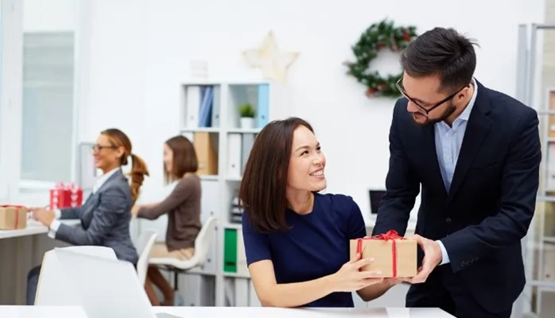 68+ lời chúc chia tay sếp chuyển công tác hay, ý nghĩa & trân trọng nhất