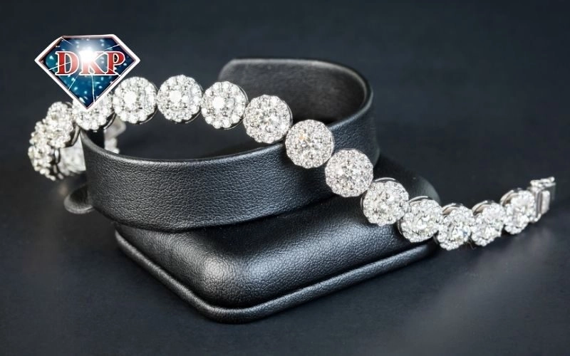 Lắc tay kim cương: Sang trọng, đẳng cấp, khẳng định cá tính