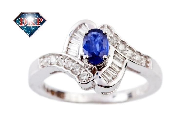 Nhẫn kim cương halo