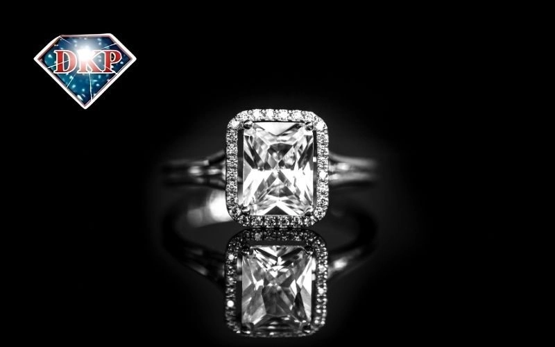 Nhẫn kim cương pave